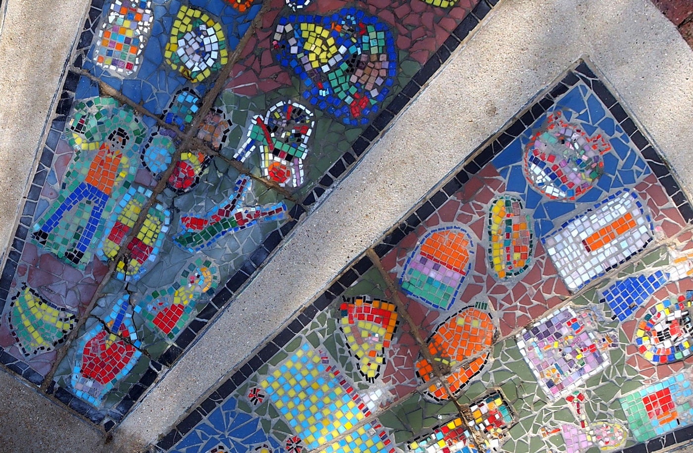 Explore the Ravenscroft Park Mosaic, moved from Brick Lane