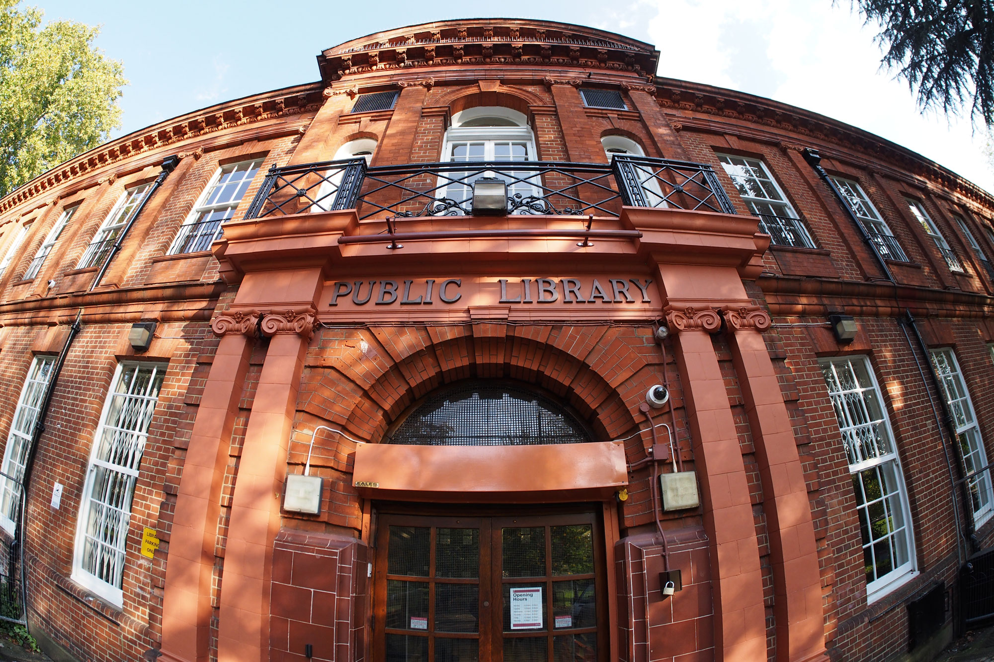 Inside Olli’s Award-Nominated Refurbishment of Bethnal Green Library